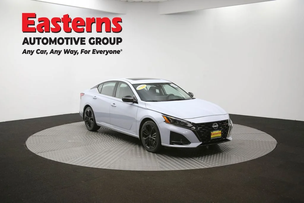 Used 2023 Gray Nissan 2.5 SR image 49
