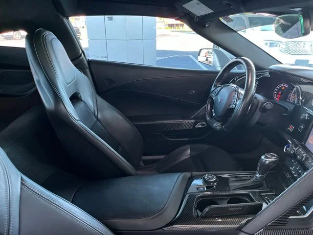 Used 2017 Silver Chevrolet Stingray image 23