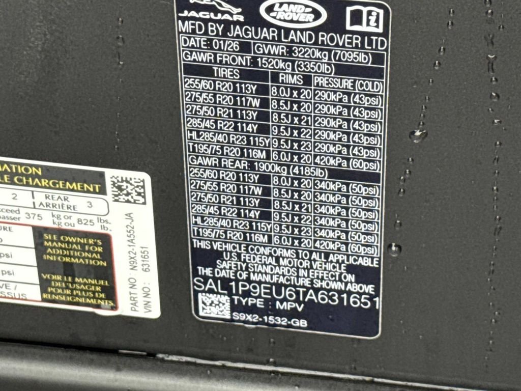 New 2026 Carpathian Grey Land Rover SE image 30