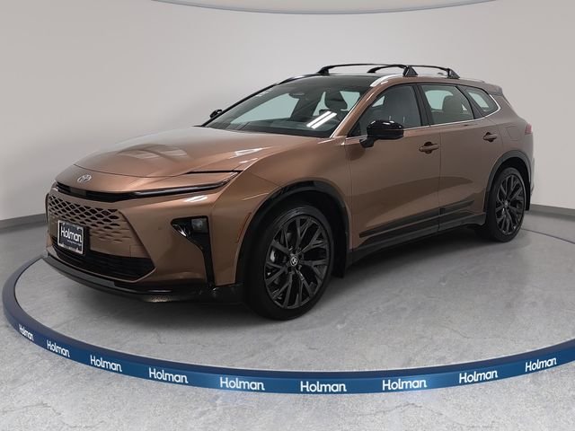 Used 2025 Brown Toyota Limited image 1
