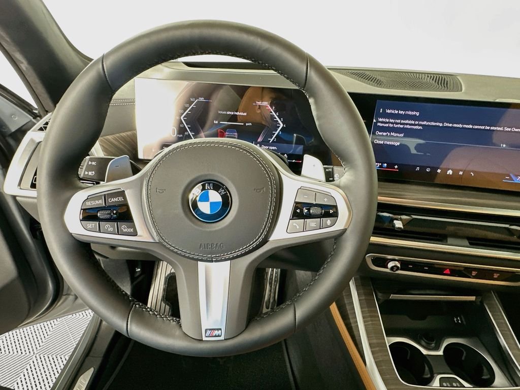 New 2027 Gray Metallic BMW xDrive40i image 10