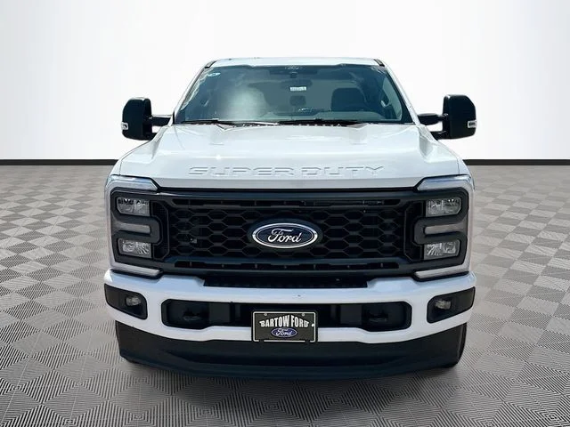 New 2026 Oxford White Ford XL image 2