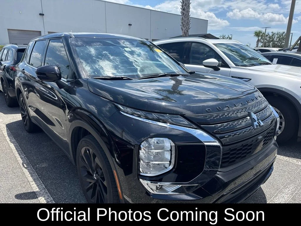 Used 2023  Mitsubishi SEL Black Edition image 1