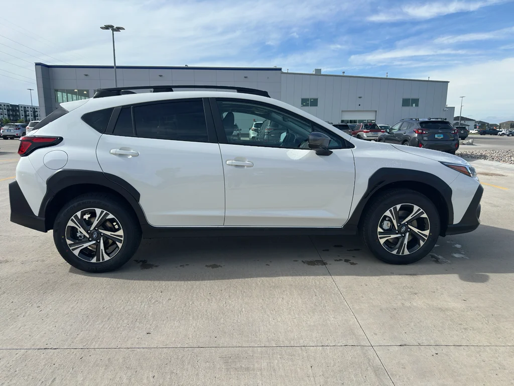 New 2026 CRYSTAL WHITE PEARL Subaru Premium image 4