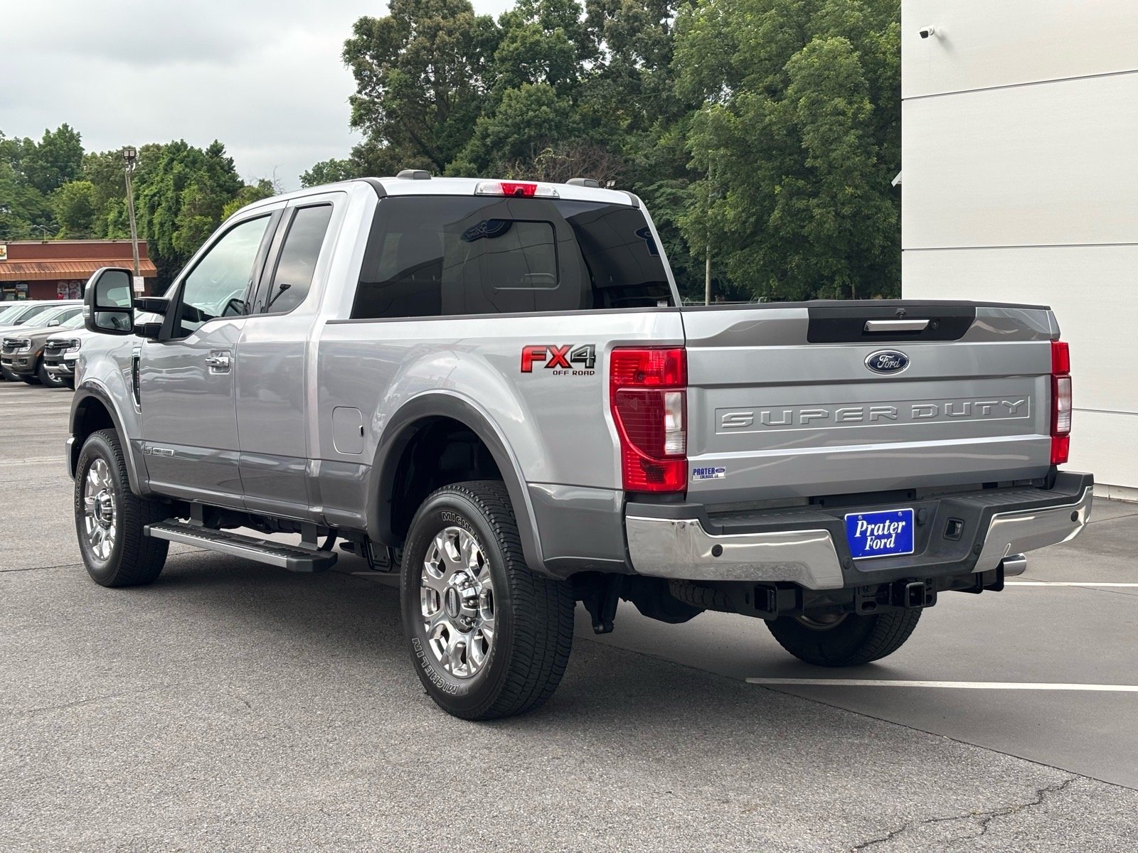 Used 2022 Iconic Silver Ford Lariat image 3