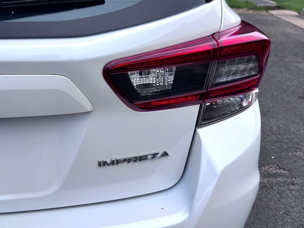 Used 2020 White Subaru Premium image 9