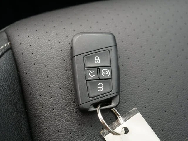 Certified Used 2023 Gray Volkswagen 1.5T SE image 38