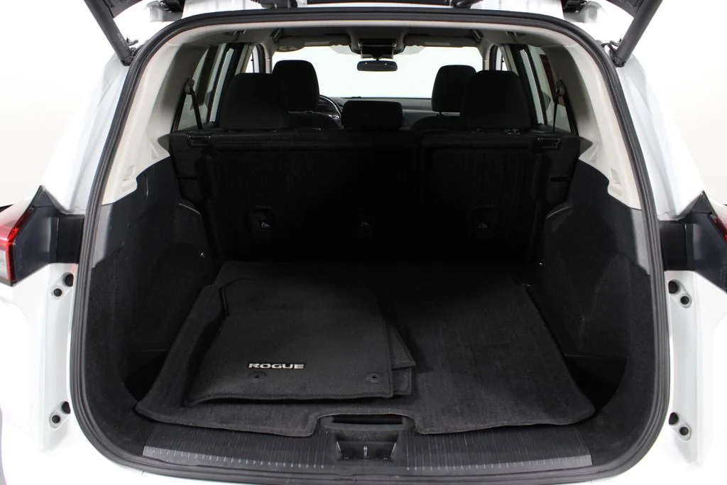 Certified Used 2025 White Nissan SV image 18