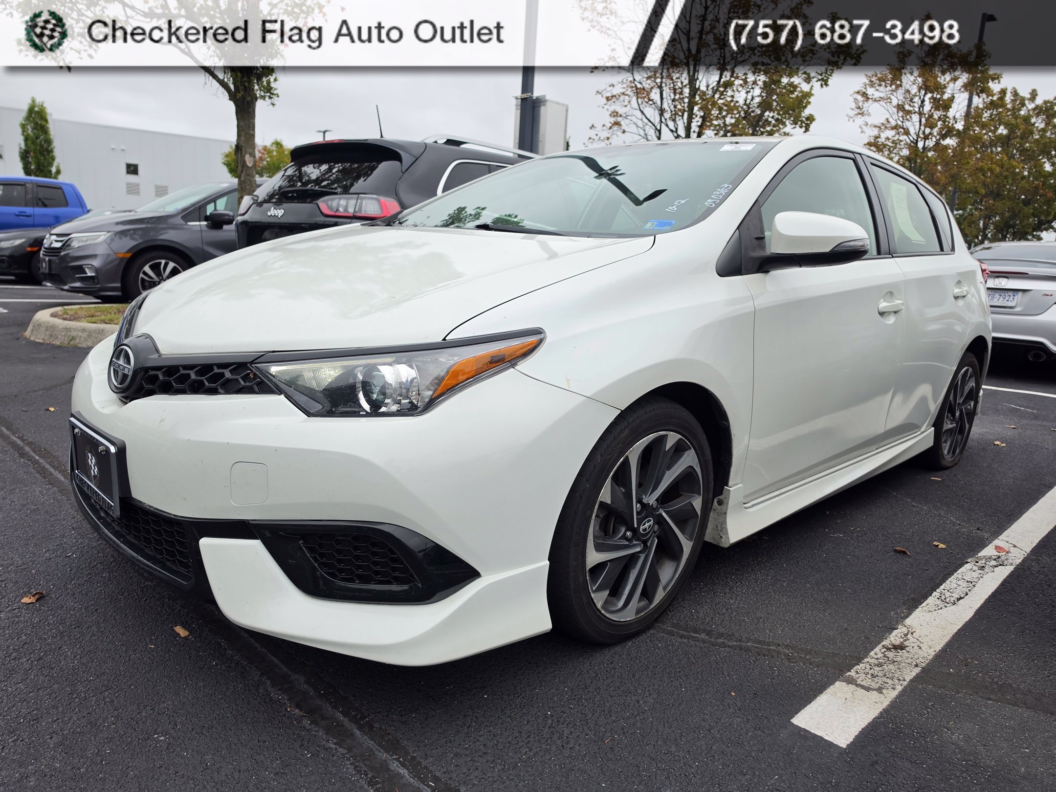 Used 2016 Blizzard Pearl Scion Base image 1