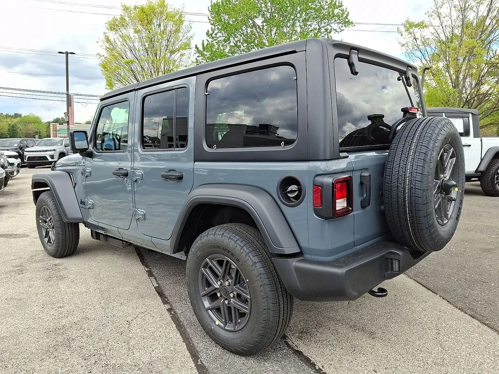 New 2026 Anvil Clear-Coat Exterior Paint Jeep Sport S image 3