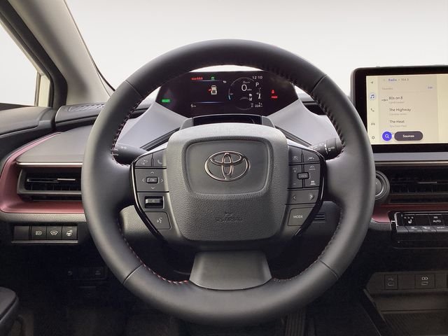 New 2026 Wind Chill Pearl <sup>1</sup> Toyota  XSE image 12