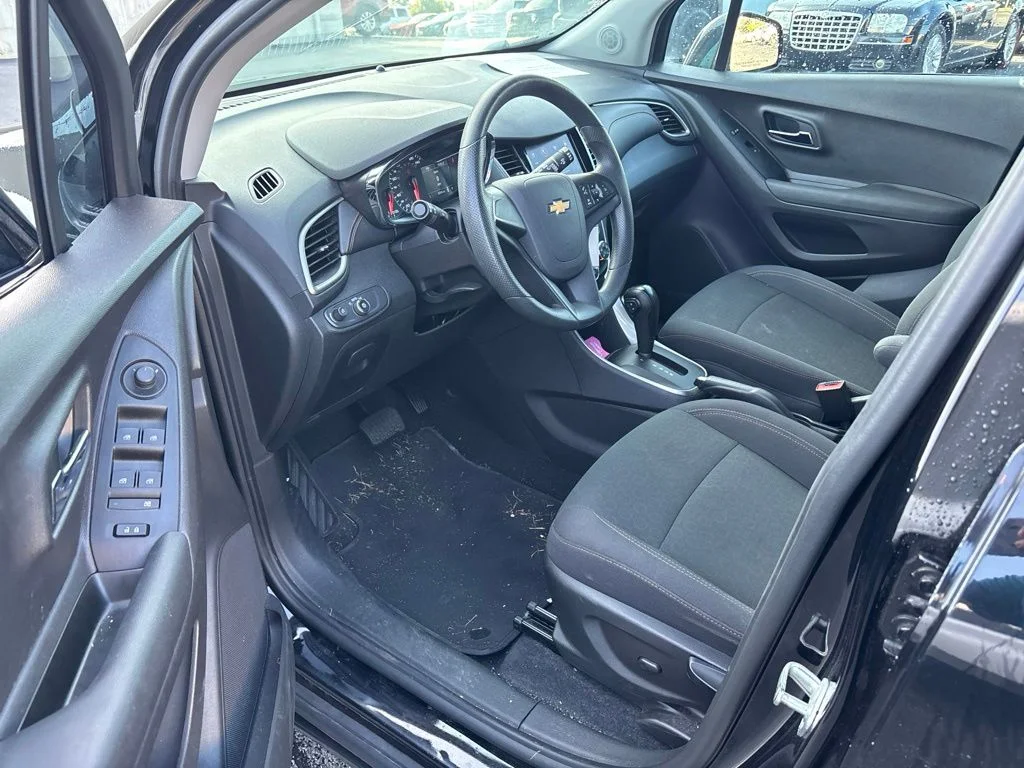 Used 2020 Mosaic Black Metallic Chevrolet LS image 8
