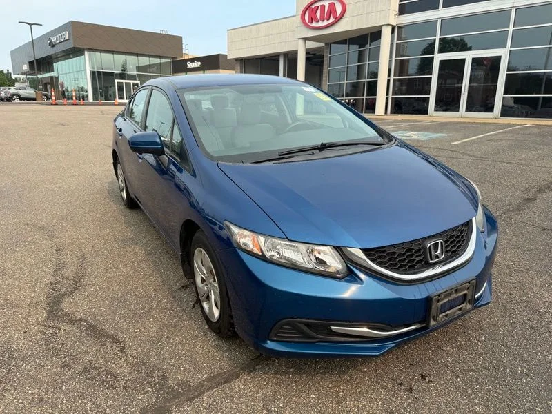 Used 2015 Blue Honda LX image 4