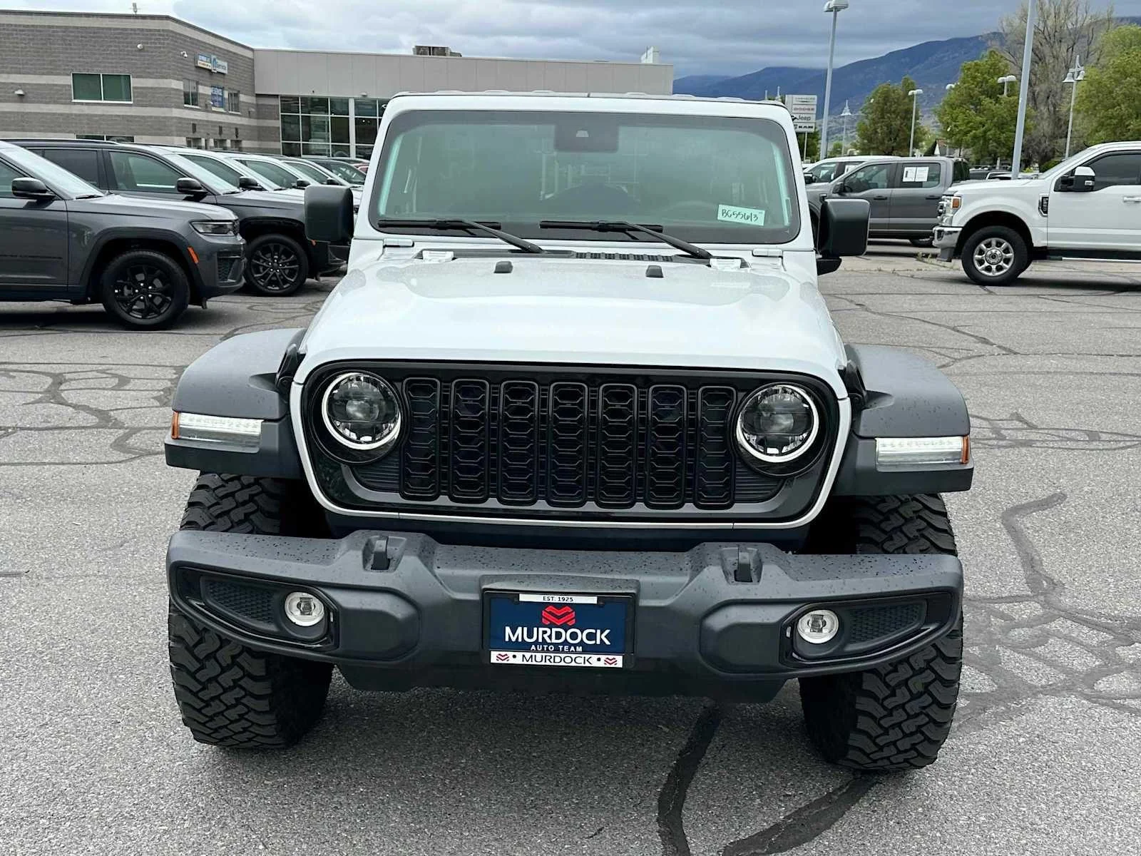 2025 Jeep Wrangler 4-Door Willys - Photo 3