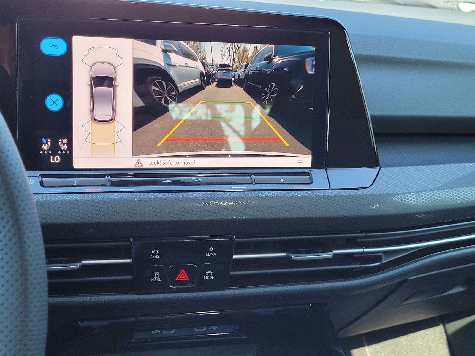 2024 Volkswagen Golf GTI SE - Photo 11