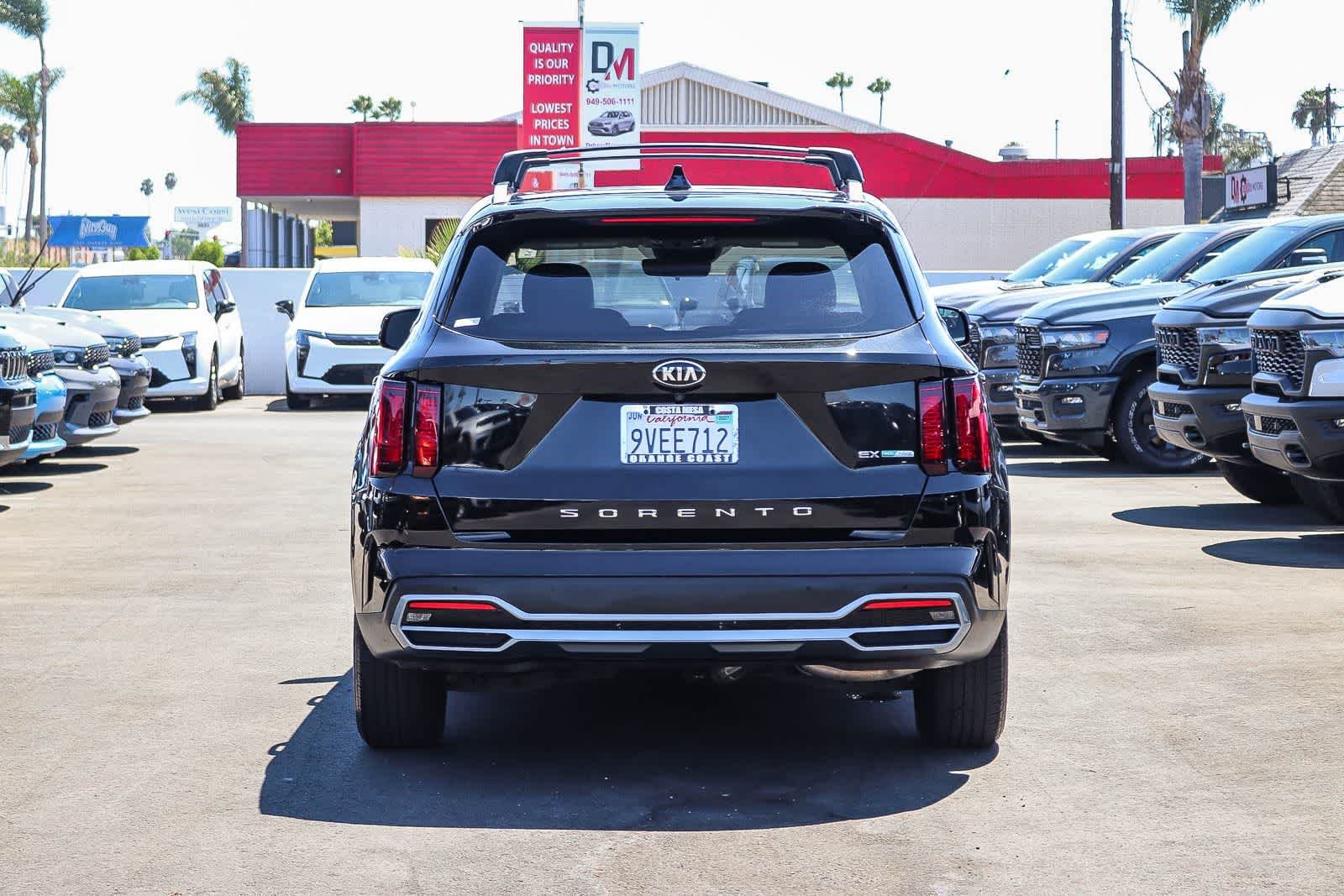 Used 2021 Aurora Black Kia EX image 5