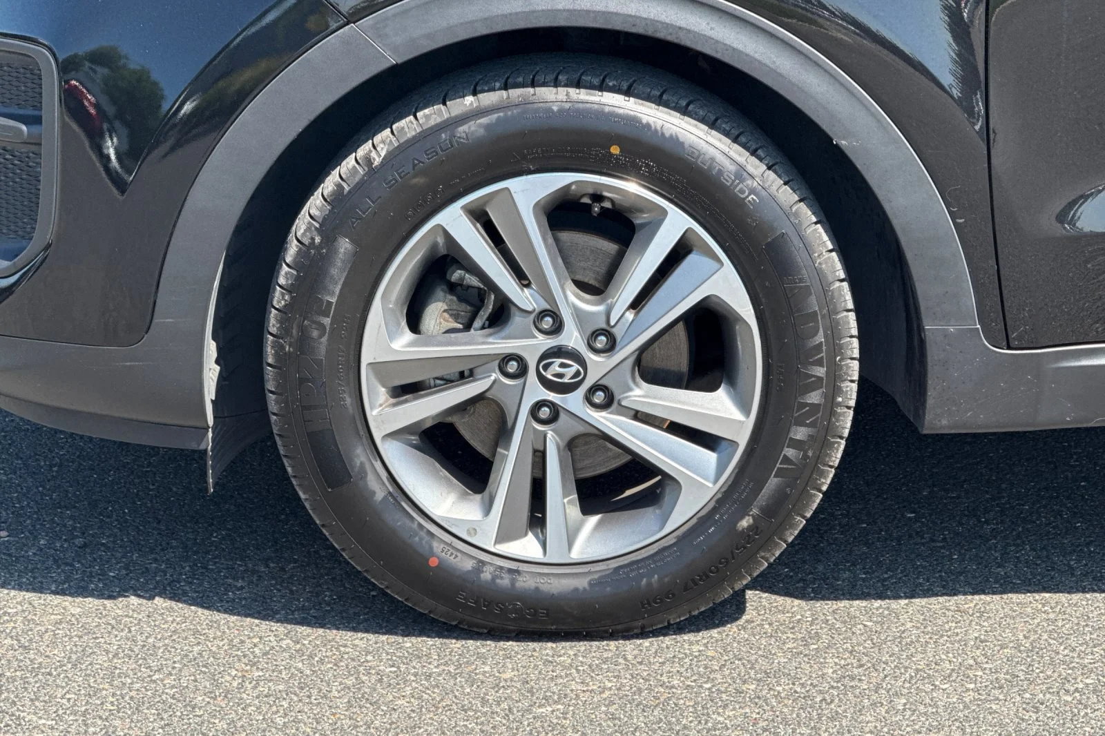 Used 2019 Black Cherry Kia LX image 24
