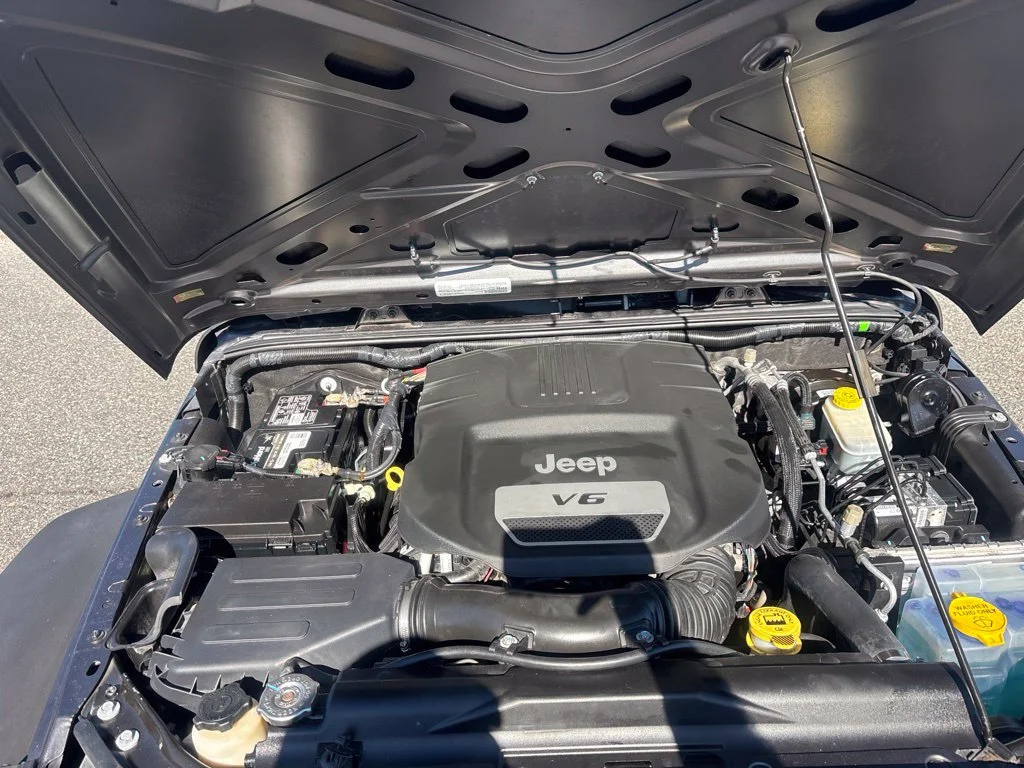Used 2017 Gray Jeep Sport image 35