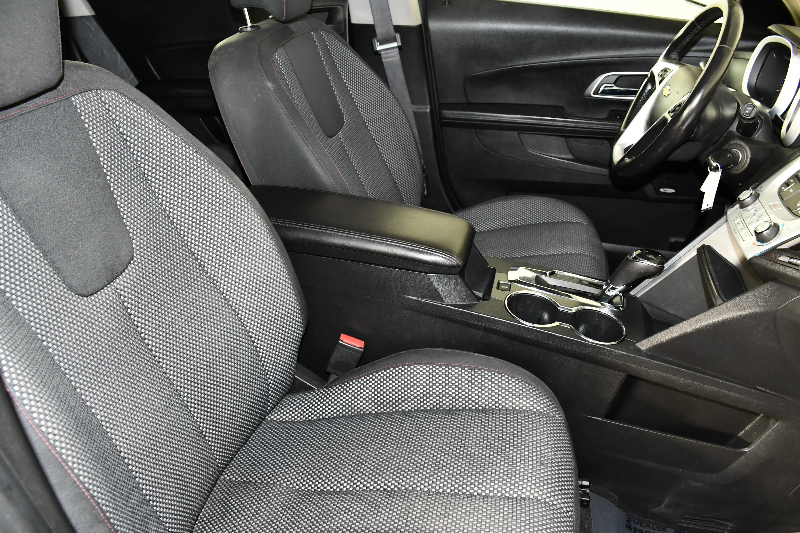 Used 2016 Blue Velvet Metallic Chevrolet LT image 40