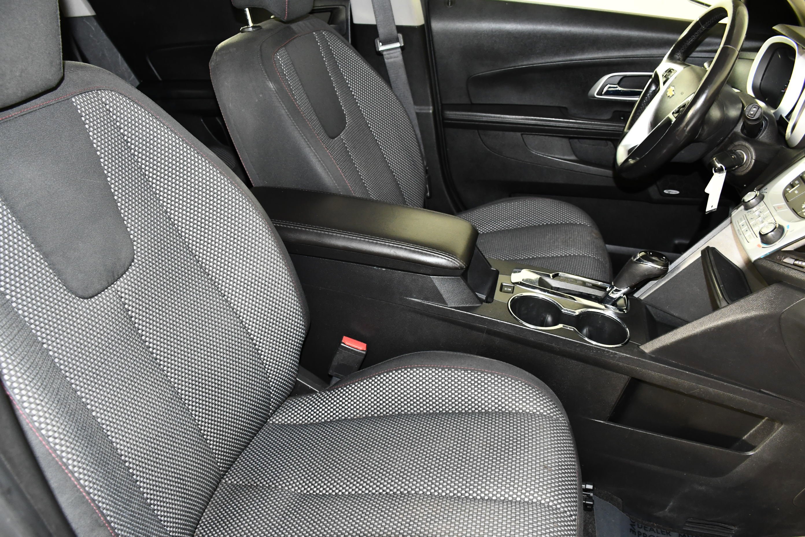 Used 2016 Blue Velvet Metallic Chevrolet LT image 40