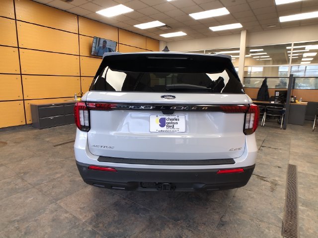 New 2026 Space White Metallic Ford Active image 6