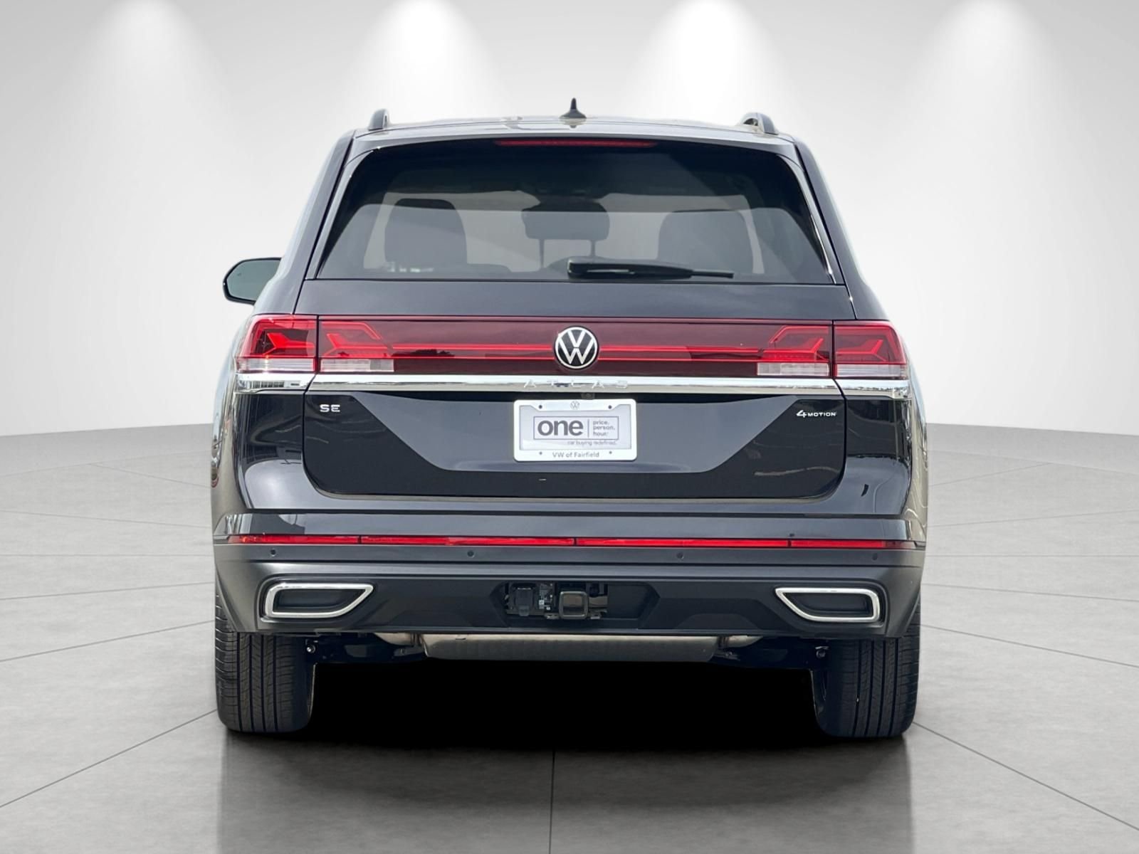 New 2026 Deep Black Pearl Volkswagen 2.0T SE w/Technology image 4