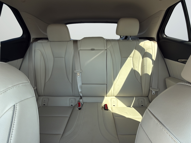 Used 2023 Gray Buick Essence image 34