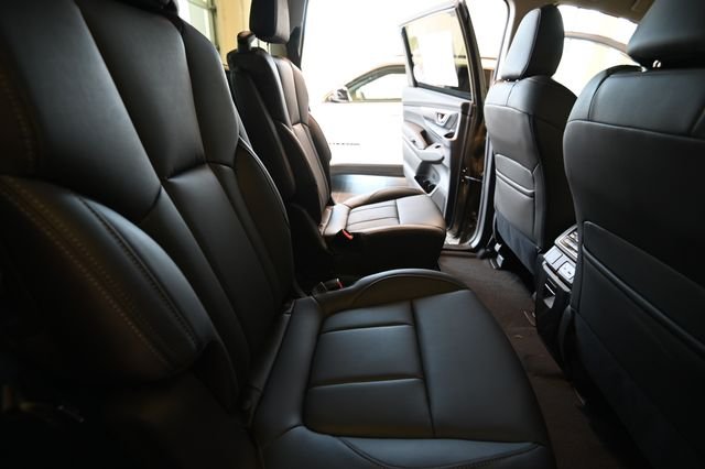 New 2026 AUTUMN GREEN METALLIC Subaru Premium 7-Passenger image 22