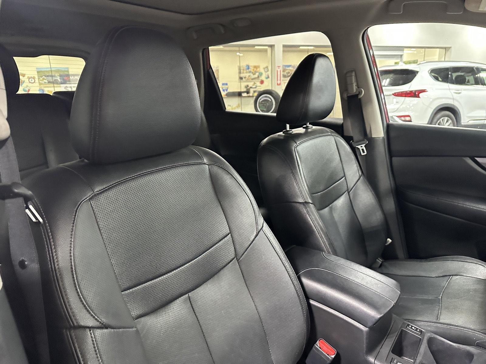 2017 Nissan Rogue SL - Photo 21