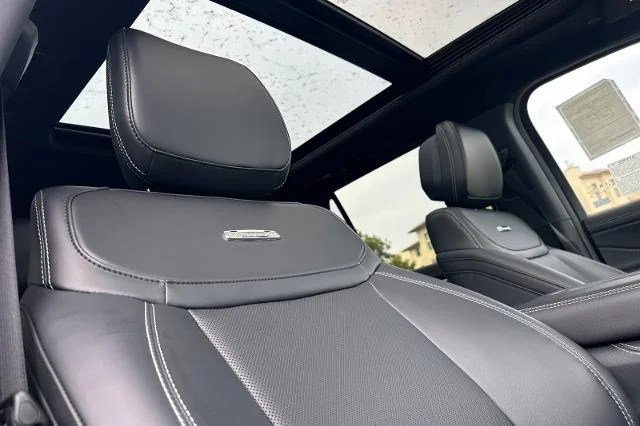 New 2027 Agate Black Metallic Ford MAX Platinum image 39
