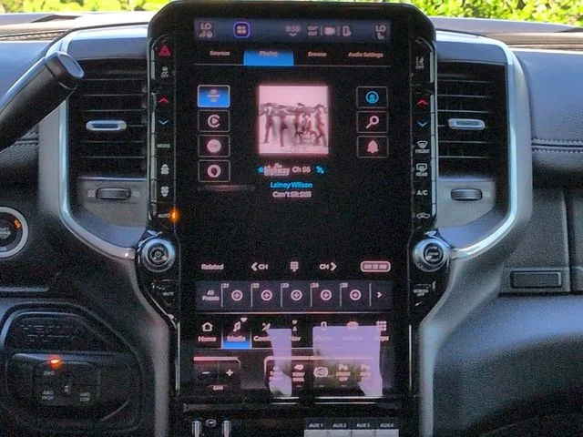 2025 RAM Ram 2500 Pickup Laramie - Photo 17