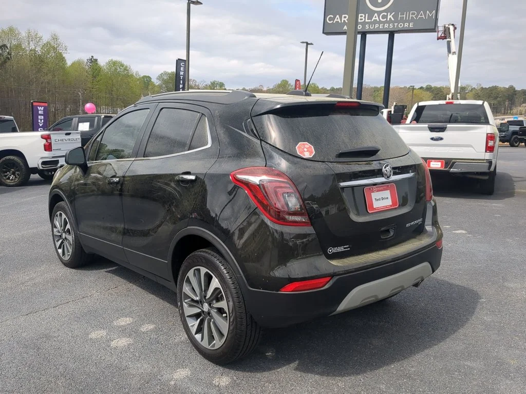 Used 2022 Ebony Twilight Metallic Buick Preferred image 7