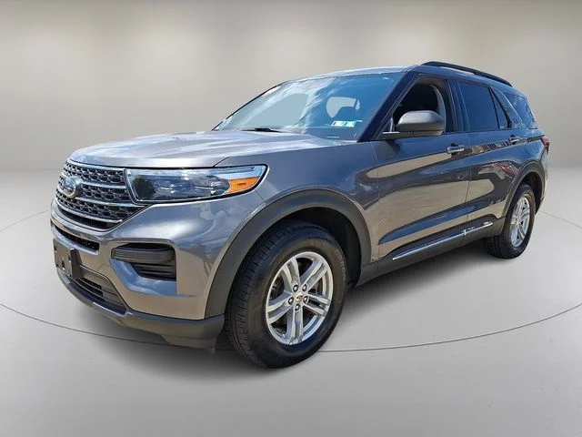 Used 2022 Gray Ford XLT image 5