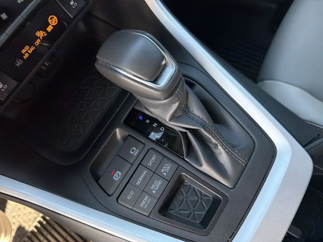 2024 Toyota RAV4 XLE Premium - Photo 24
