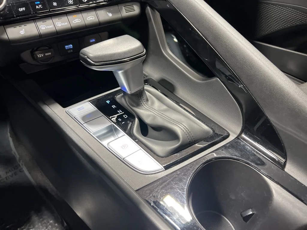 2025 Hyundai Elantra SEL - Photo 34