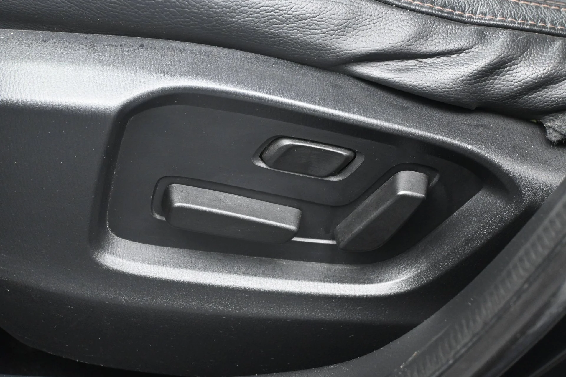 Used 2017 Jet Black Mica Mazda Grand Touring image 26