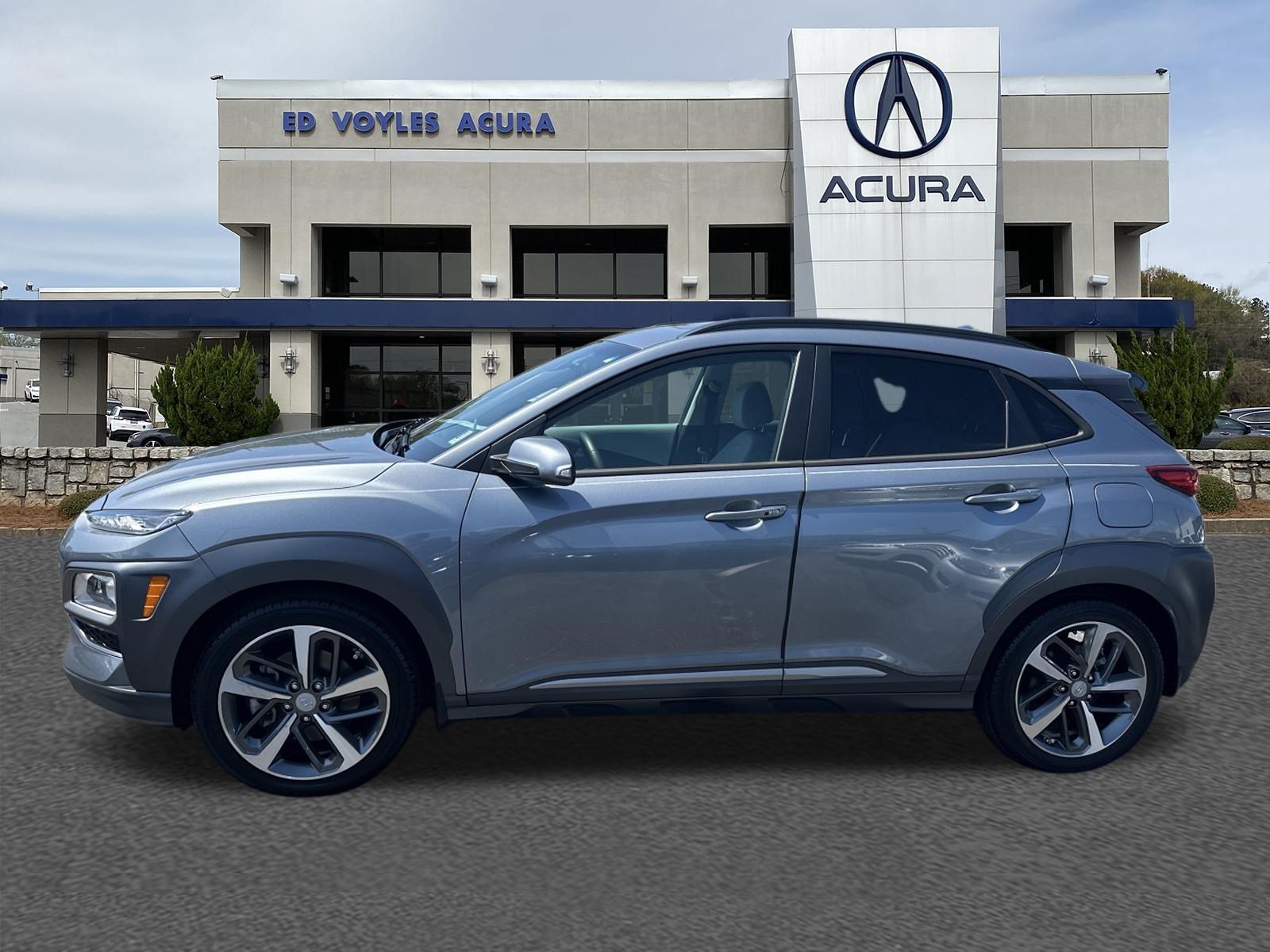 Used 2021 Sonic Silver Hyundai Ultimate image 8