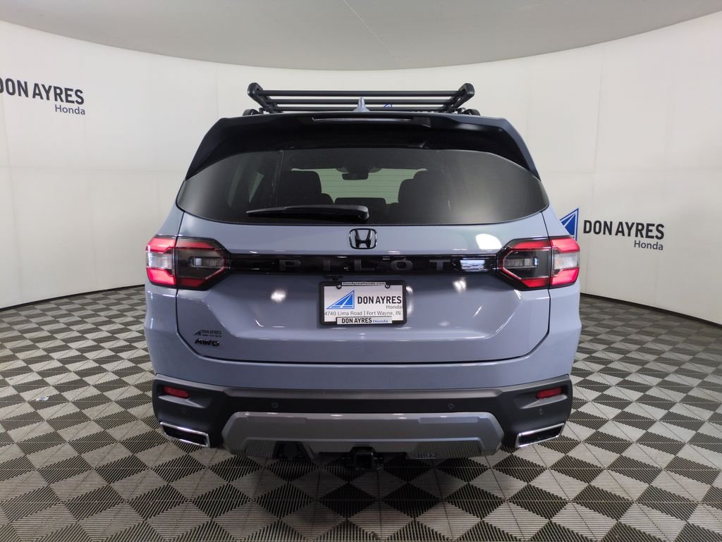 New 2026 Sonic Gray Pearl Honda EX-L image 4