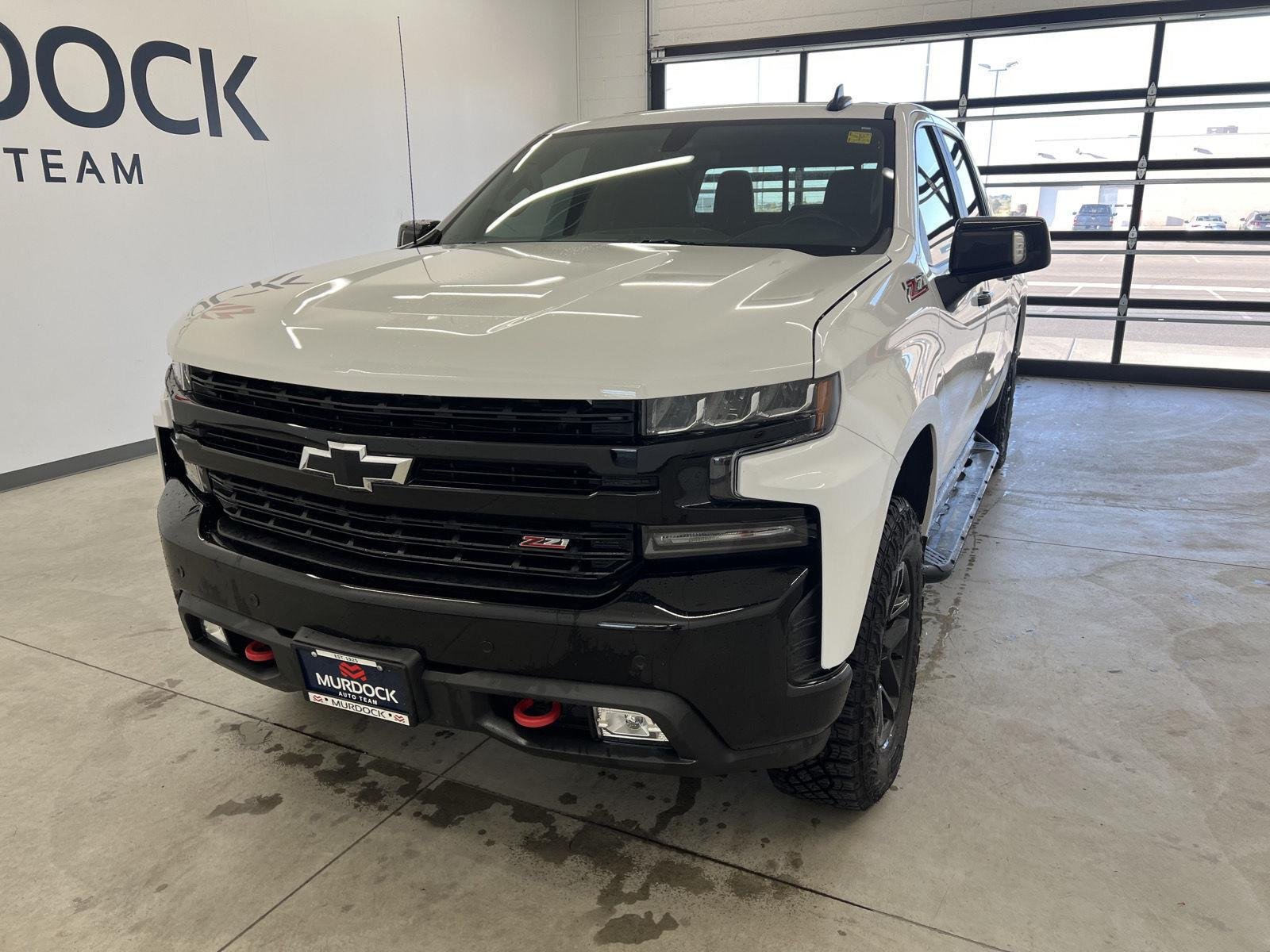 Used 2020 Summit White Chevrolet LT Trail Boss image 6