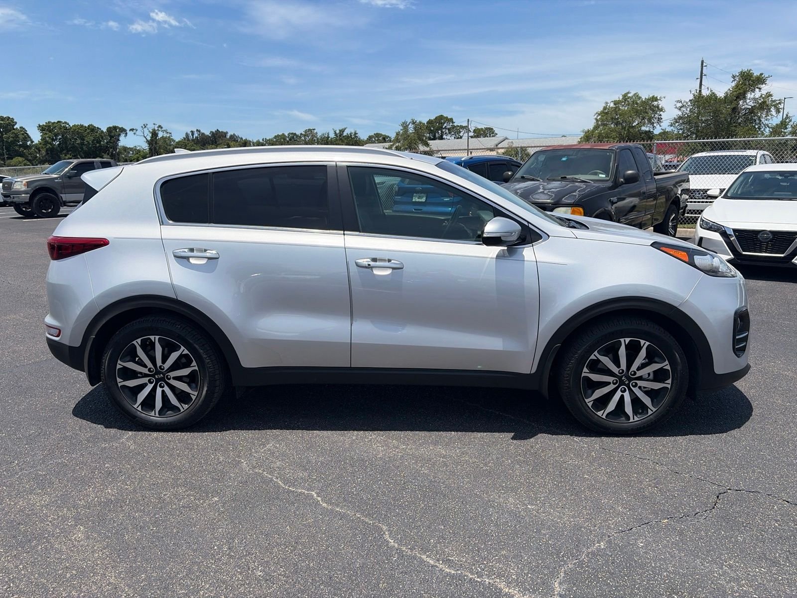 Used 2019 Silver Kia EX image 8