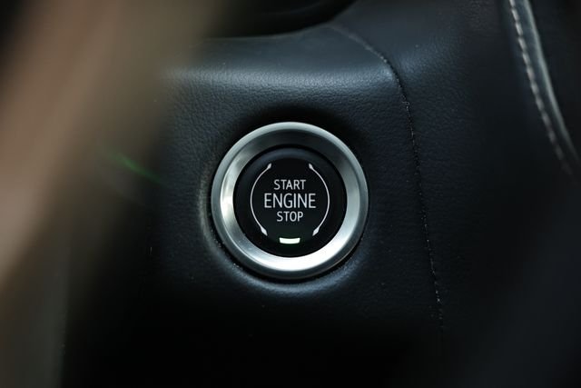 Used 2022 Black Chevrolet High Country image 38