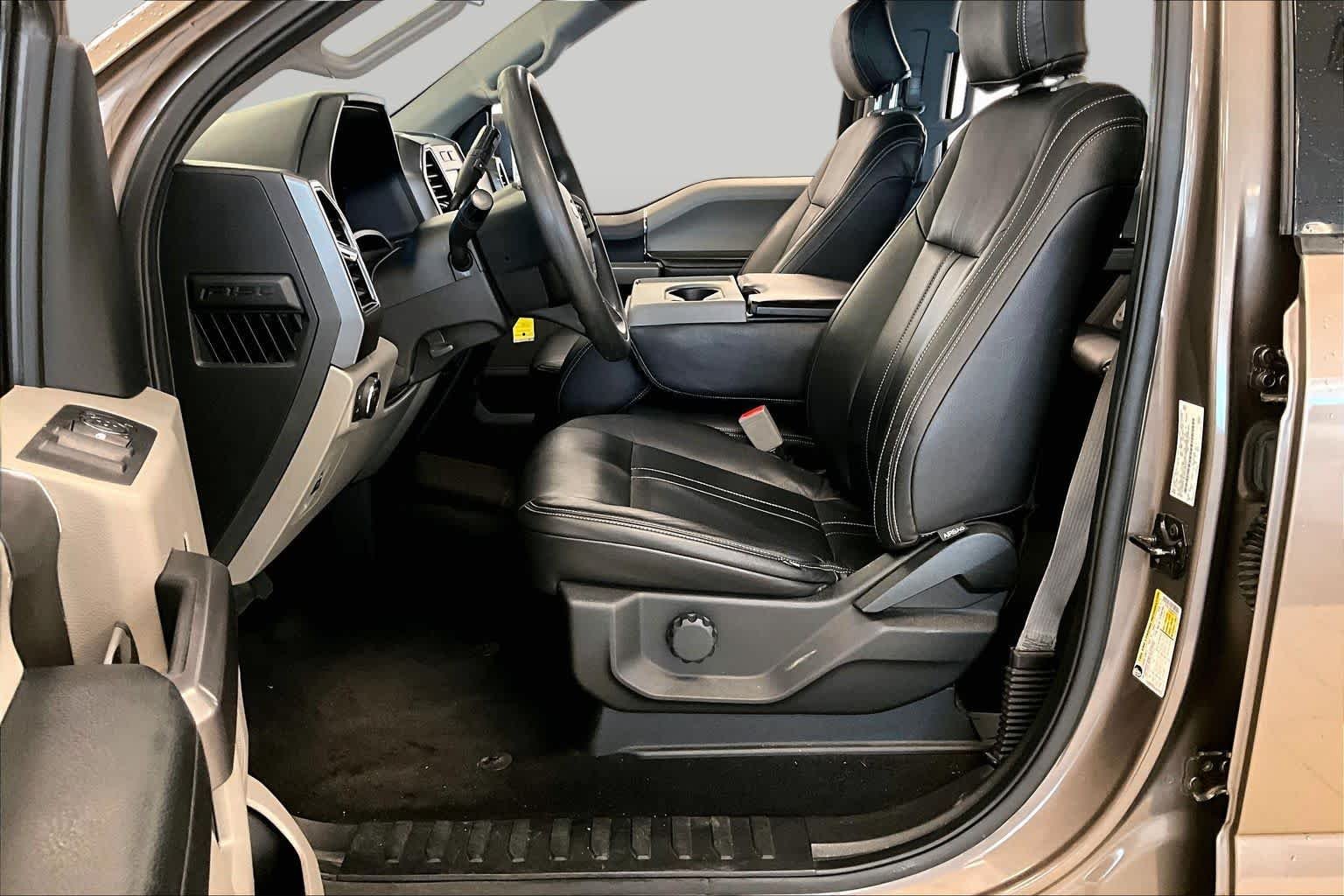Used 2019 Stone Gray Metallic Ford XLT image 7