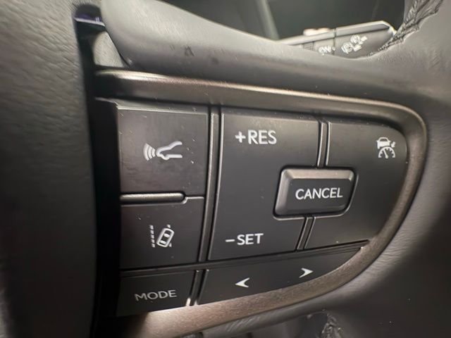 Used 2023 Gray Lexus 250h Base image 17