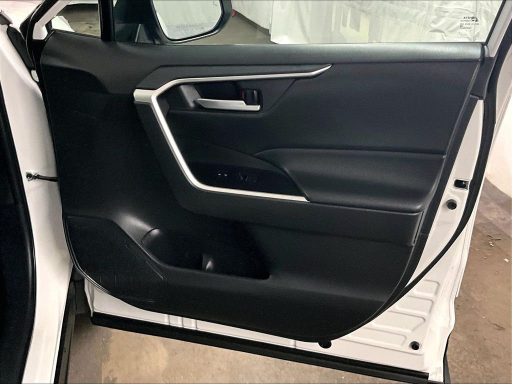 Used 2024 White Toyota XLE image 12