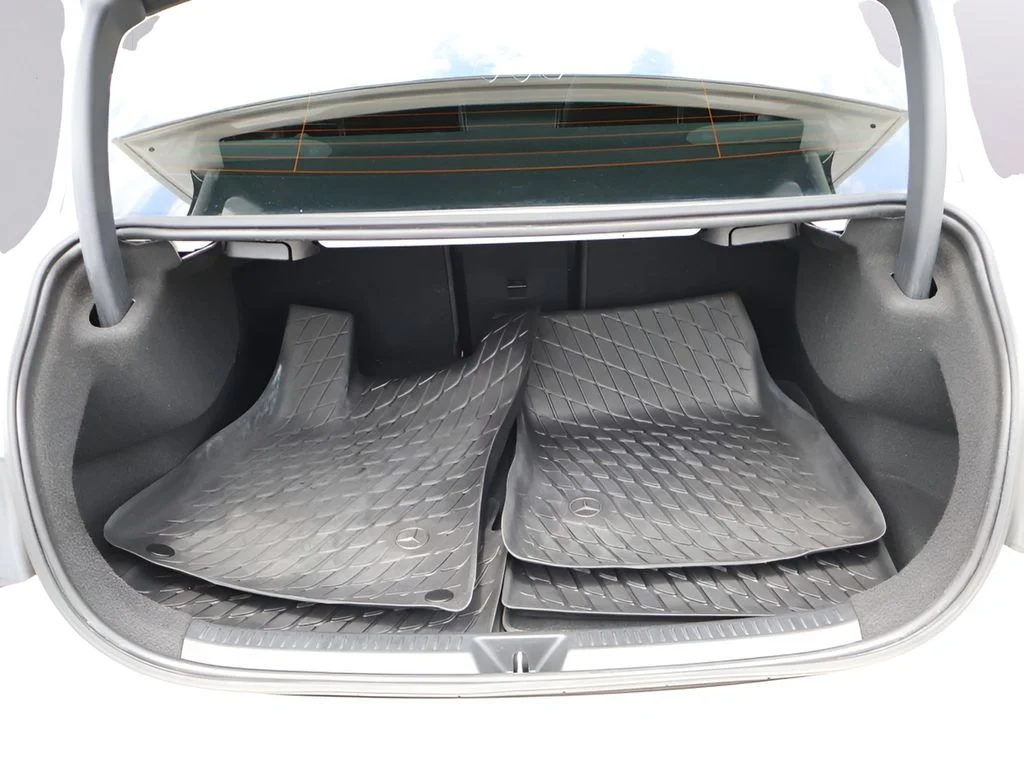 Used 2020 Polar White Mercedes-Benz Base image 18