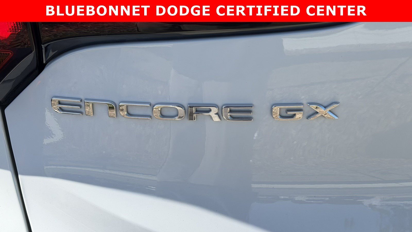Used 2026 Summit White Buick Preferred image 8
