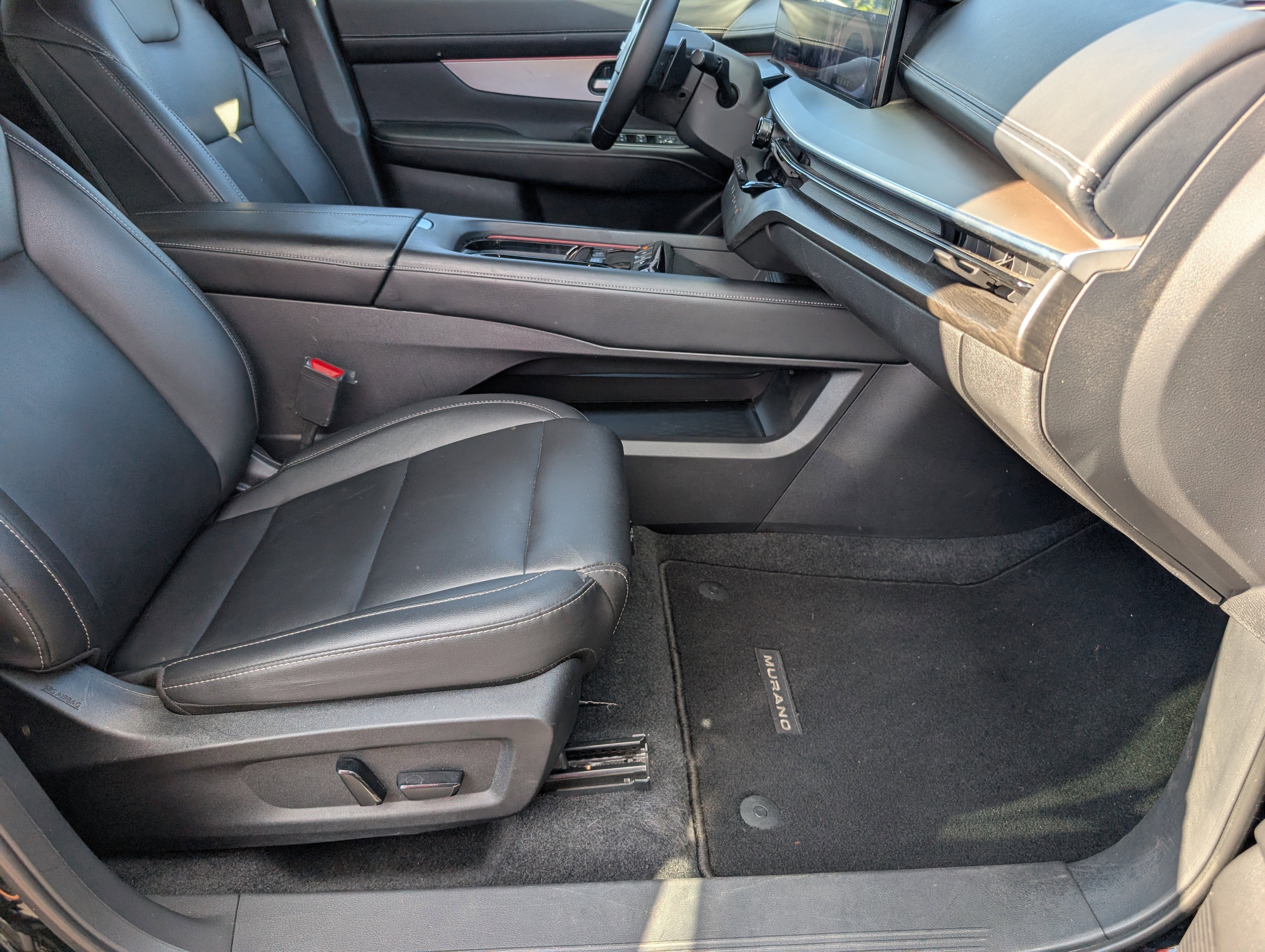 Used 2025 Super Black Nissan SL image 29