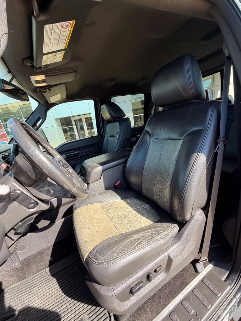 Used 2011 Black Ford Lariat image 10