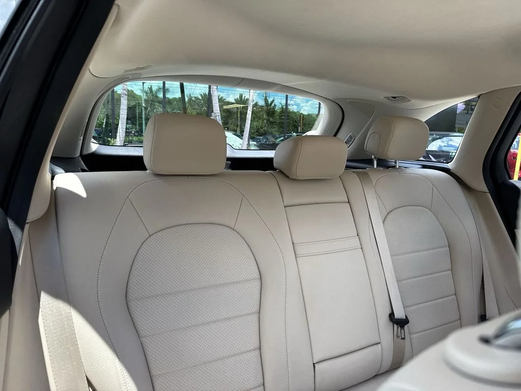 Used 2021 Graphite Gray Metallic Mercedes-Benz GLC 300 image 47