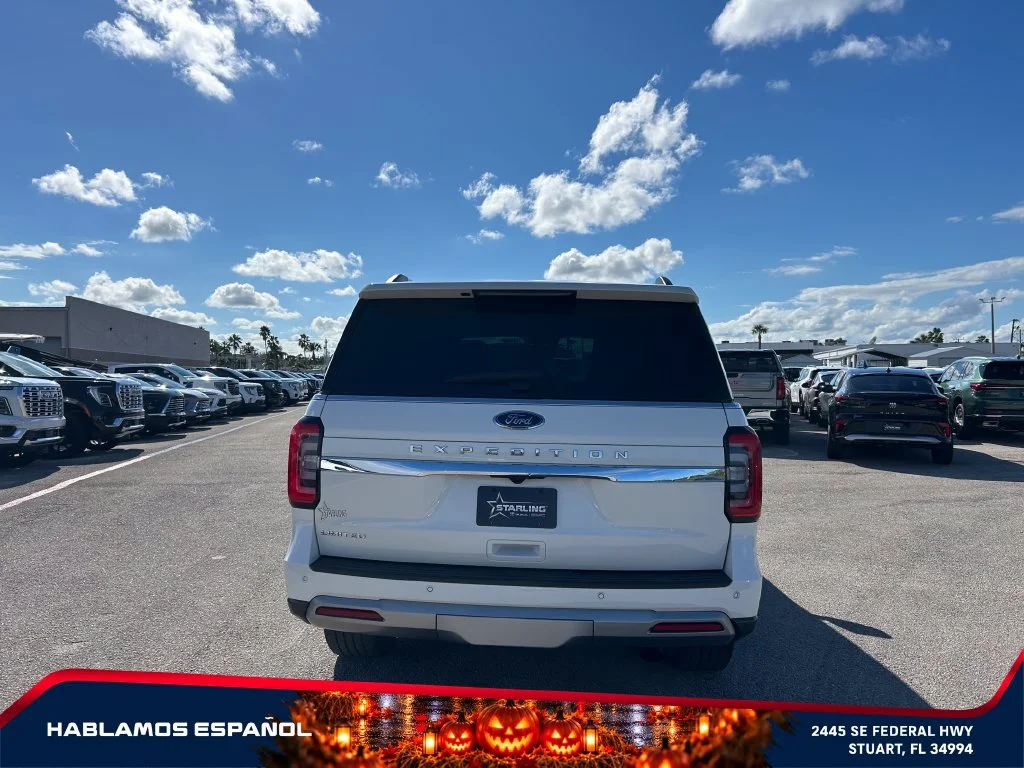 Used 2024 White Ford Limited image 6
